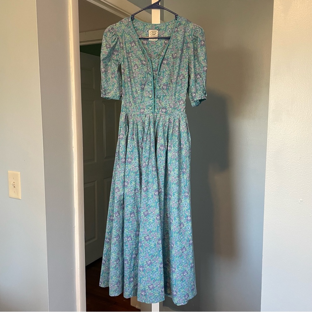 [SOLD] Laura Ashley Vintage Prairie Dress
